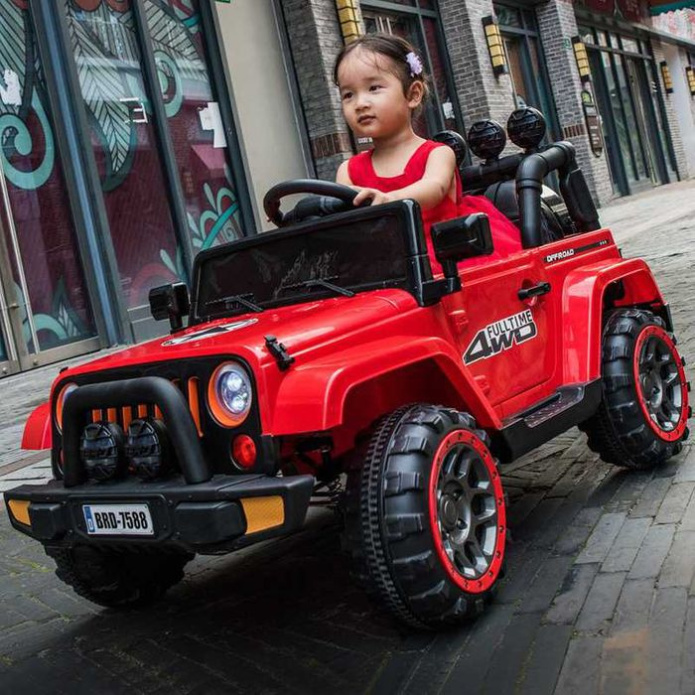 Dwuosobowy Jeep na akumulator dla dziecka